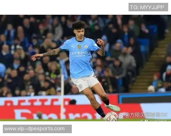 埃奇库姆自信满满精准把握得分机会展现出色表现