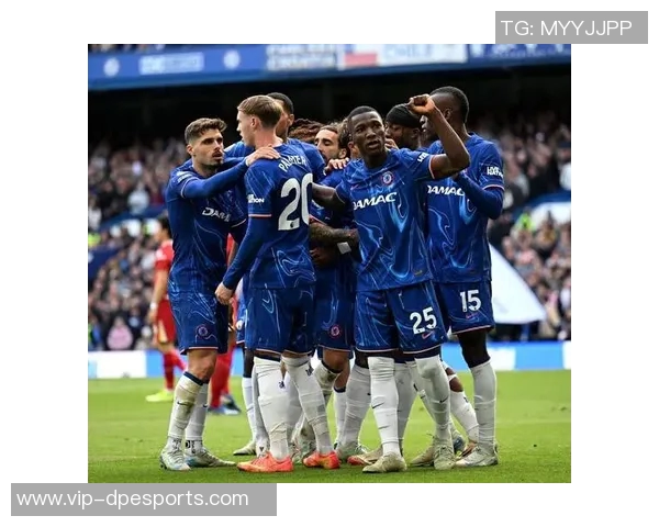 桑切斯谈球队趣事库库雷利亚幽默感十足托辛最适合担任前锋角色